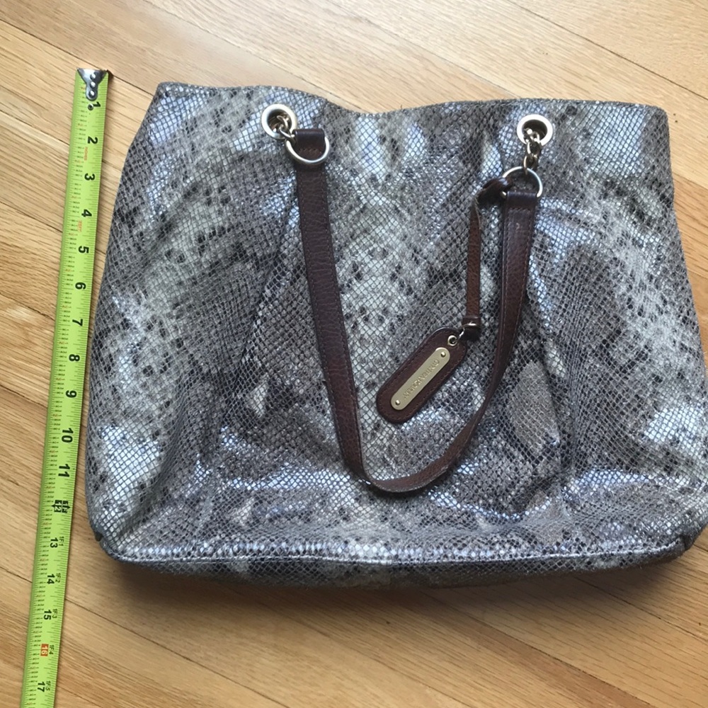 Well loved Cynthia Rowley handbag